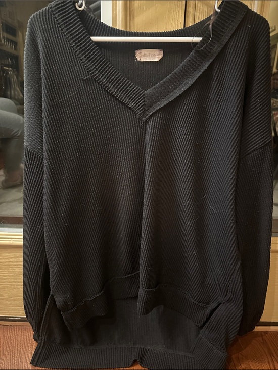 Altar'd State Other - Altar'd State Black Ribbed V-Neck Sweater